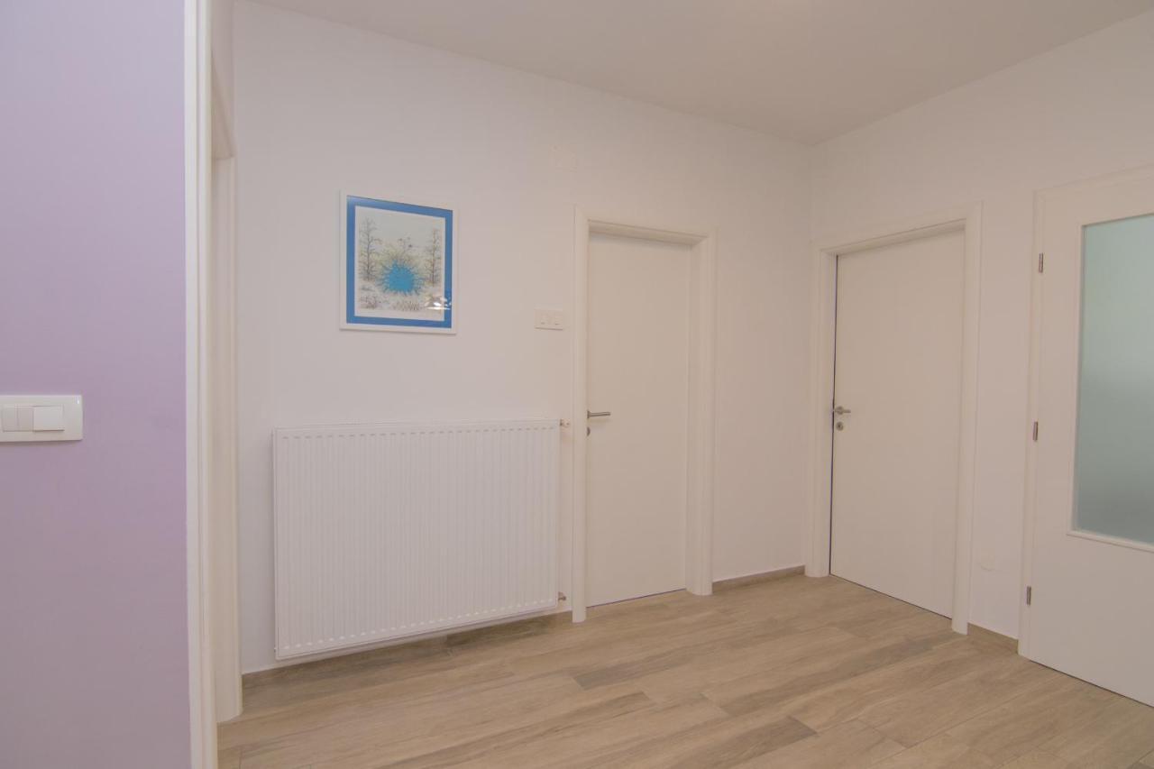 Apartment Neda Krk Town Exterior foto